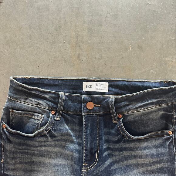 BKE Stella Mid-Rise Slim Fit Jeans Women's 30x31.5 Blue Denim Tailored Bootcut - Picture 2 of 10